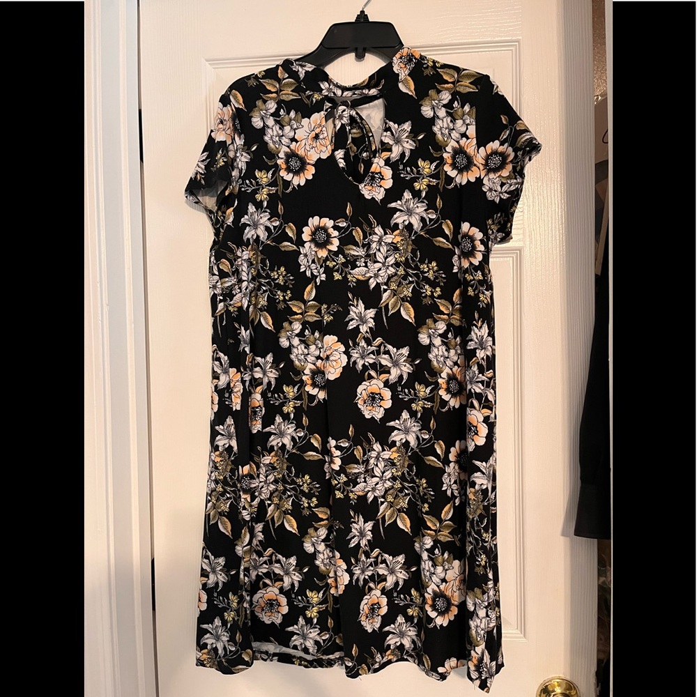 Floral printed dress